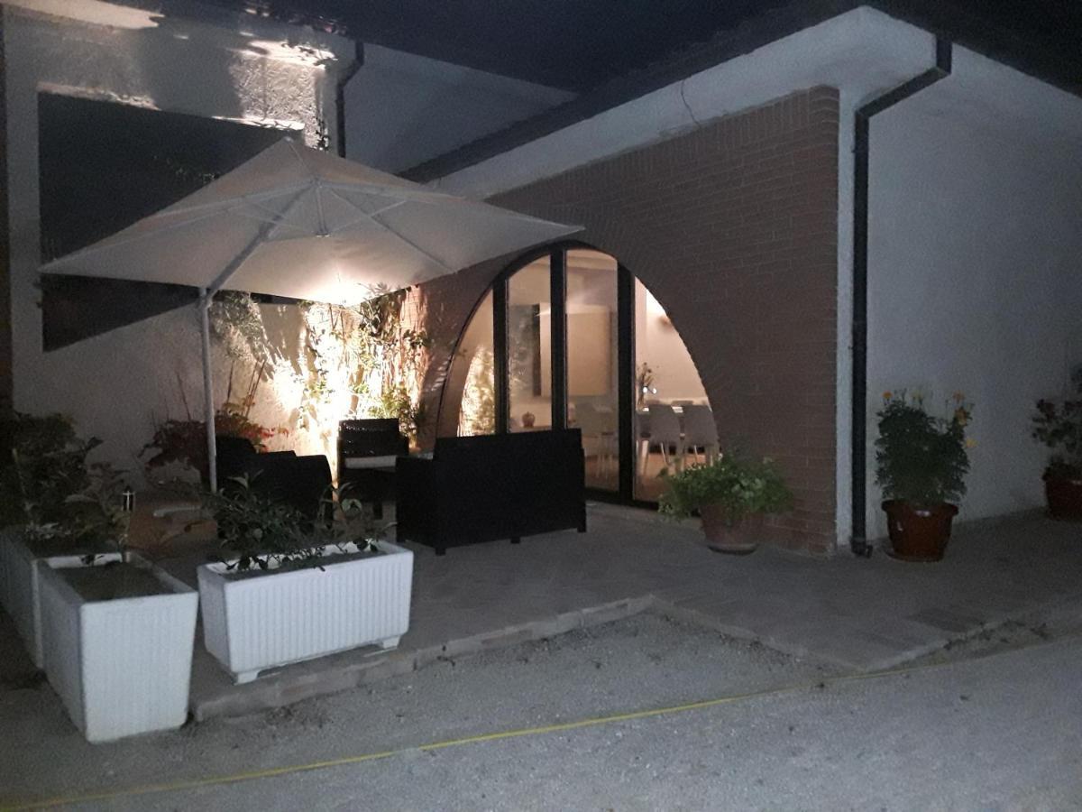 La Casa nel Verde Larino Exterior foto