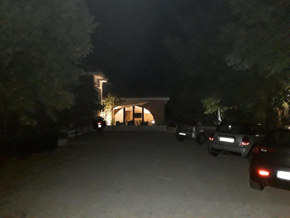 La Casa nel Verde Larino Exterior foto